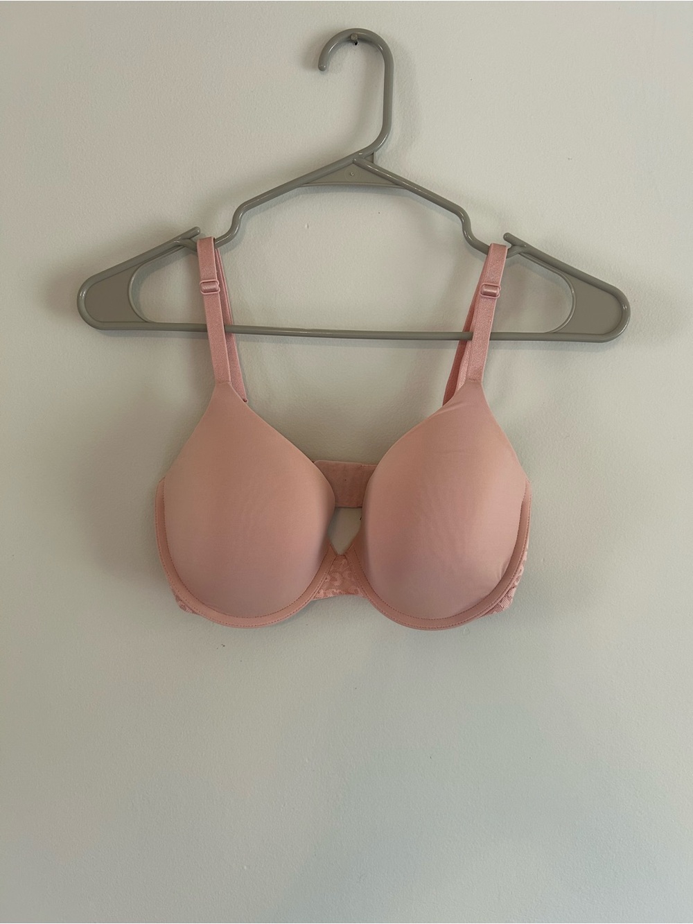Victoria's Secret Blush Pink Smooth T-Shirt Bra